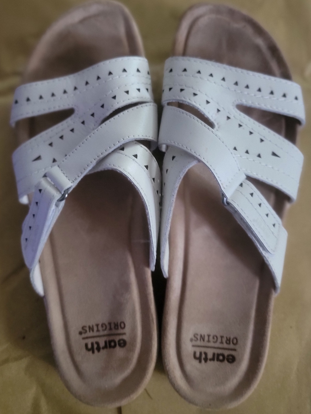 earth Origins White Women's Comfort Slide Sandals 10 Narrow Leather